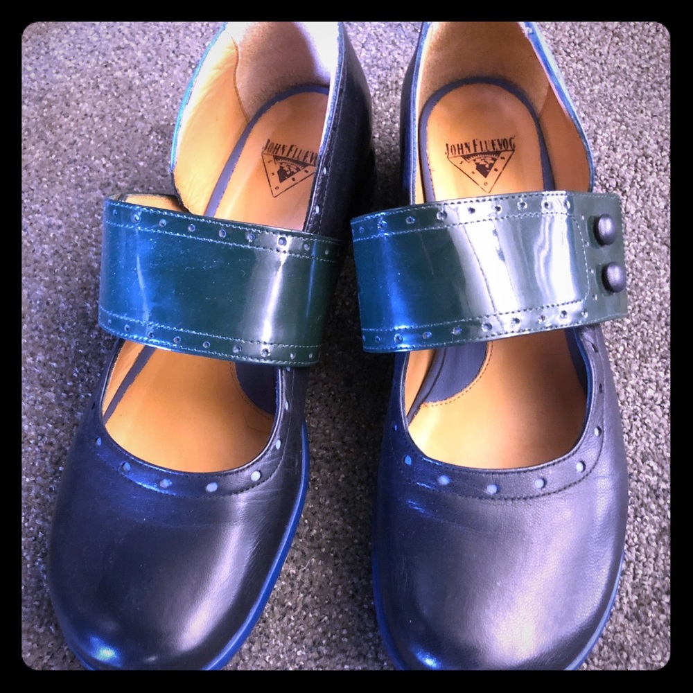 Beautiful Mary Jane leather shoes
